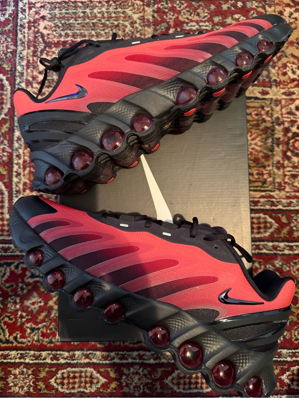 Nike Air Max DN8 Black Bright Crimson - Athletic Shoes with Bubble Cushion Sole